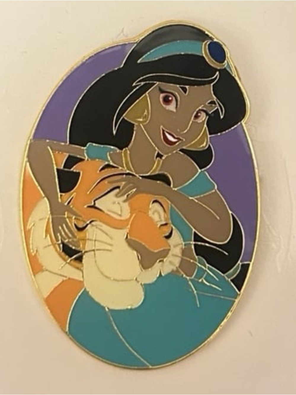Disney Aladdin Jasmine and rajah pin